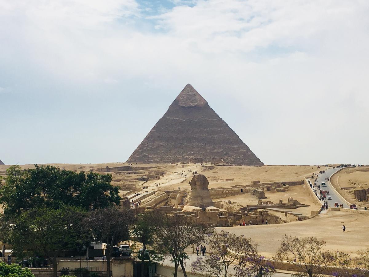 Pyramids View * Kafrat al Jabal