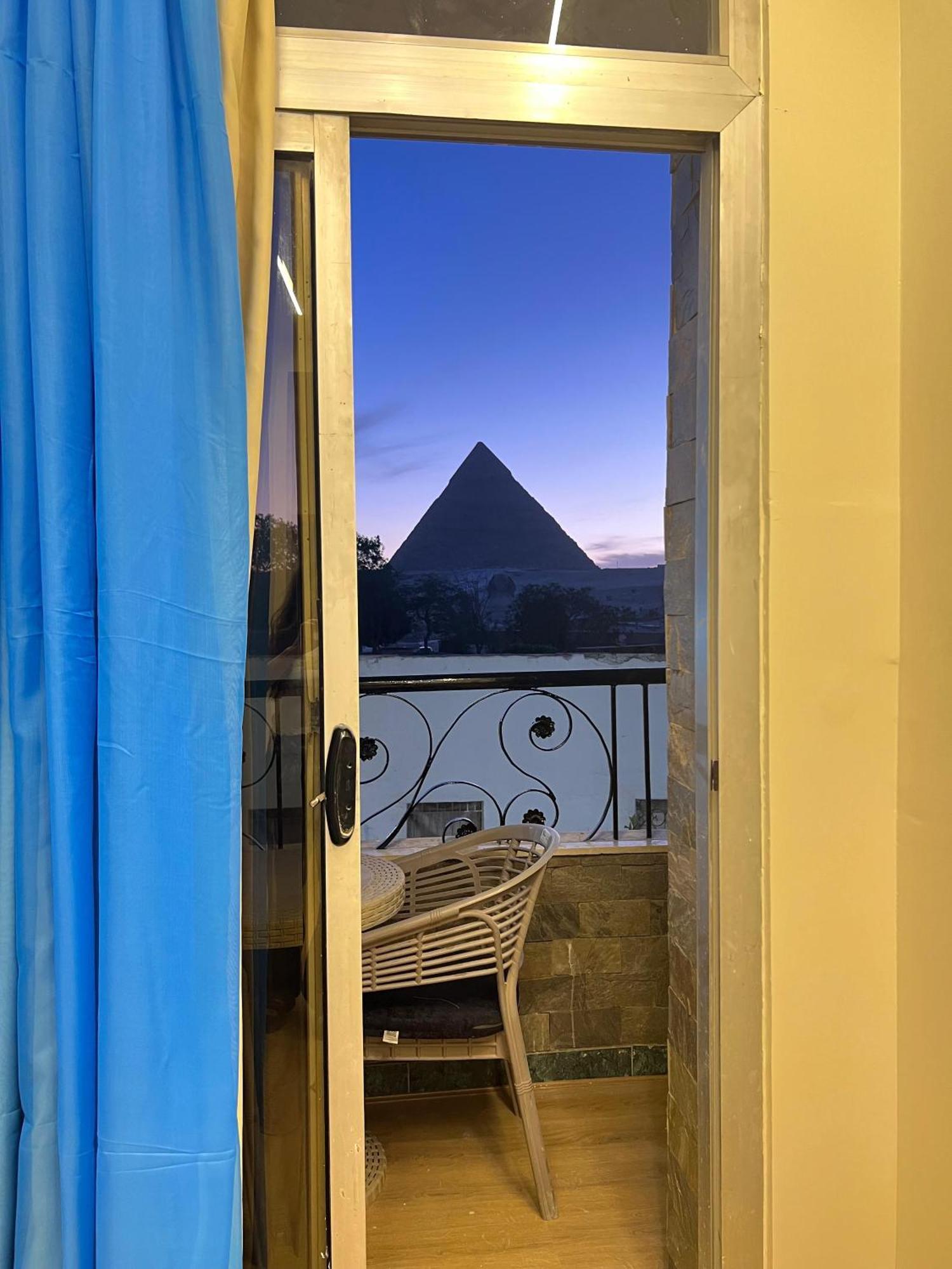 Hostel Pyramids View