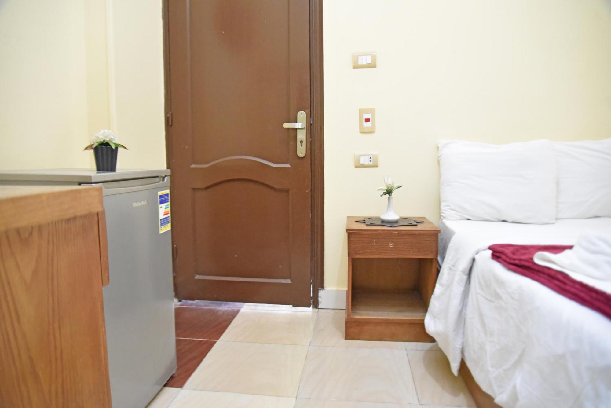 Hostel Pyramids View Kafret el-Gabal