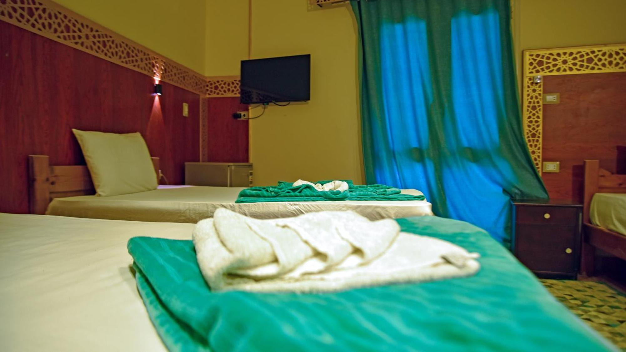 Hostel Pyramids View Kafret el-Gabal